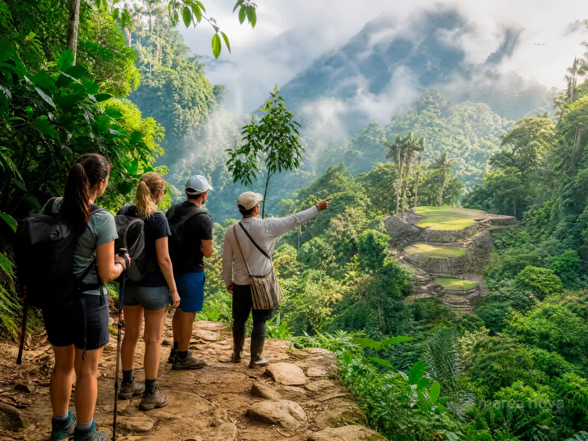 Terrazas de Ciudad Perdida en la Sierra Nevada
